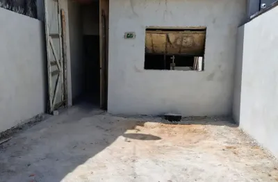 Casa com 2 quartos à venda na Rua Dona Alice Rangel de Mello, Jardim do Vale II, Guaratinguetá