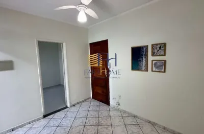 Apartamentos venda de 1 dorm, em localização excelente na Ponta da Praia