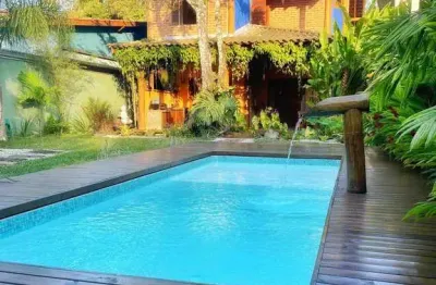 Sobrado á venda com piscina e àrea gourmet em ubatuba litoral norte sp