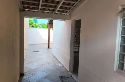 Casa térrea 3 dormitórios e 2 vagas em condomínio na estiva - taubaté/ sp
