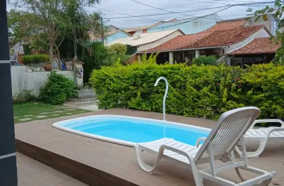 Ótima casa em um condomínio fechado em são pedro da aldeia - rj