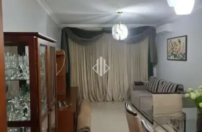 Apartamento mobiliado com 2 dormitórios à locação no centro de passo fundo