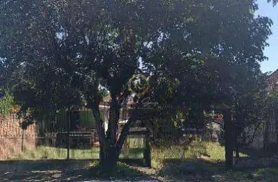 Casa à venda na Rua Tamoio, 298, Niterói, Canoas