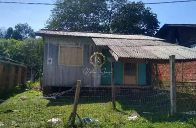 Casa à venda na Rua Ametista, Caju, Nova Santa Rita
