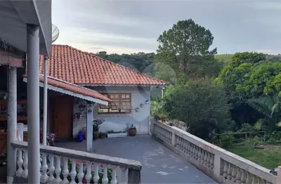 Fazenda à venda na Três, Vivenda, Jundiaí