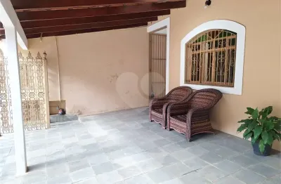 Casa com 3 quartos à venda na Orlando Bagne, Jardim Pacaembu, Jundiaí