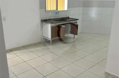 Casa de vila com 2 quartos para locação em bela vista - sp