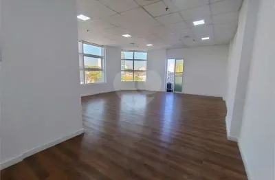 Sala à venda ou para alugar no condomínio golden office, jundiaí - sp