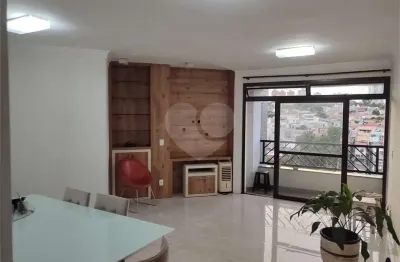 Apartamento à venda com 3 quartos, sendo 1 suíte,  no condomínio Ed. Villa Lobos, Jundiaí - SP