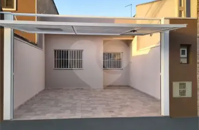 Casa à venda com 2 quartos, sendo 1 suíte,  em Jardim Itália, Várzea Paulista, SP