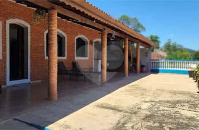 Chácara à venda com 3 quartos, sendo 1 suíte,  em Sítio do Mursa, Várzea Paulista, SP