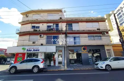 Apartamento, 3 dormitórios, 1 suíte, 3 banheiros, sacada, terraço, lareira, noss