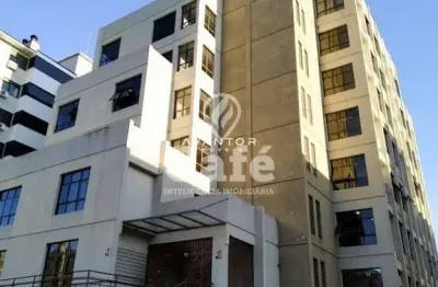 Bela sala comercial próximo ao fórum com 1 vaga de garagem privativa