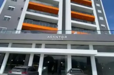 Apartamento 1 dormitório com terraço na faixa velha de camobi