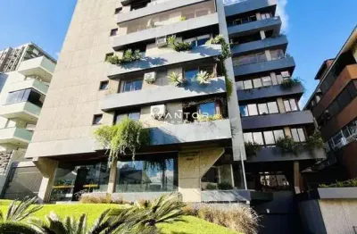 Apartamento amplo com 112 m² privativos, 2 dormitórios, uma suíte e dependência
