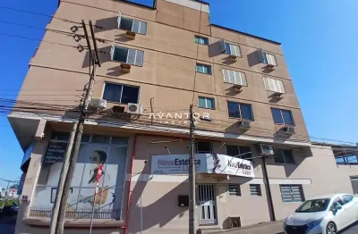 Apartamento amplo de 2 dormitórios, suíte, sala 2 ambientes, 2 banheiros, cozinh