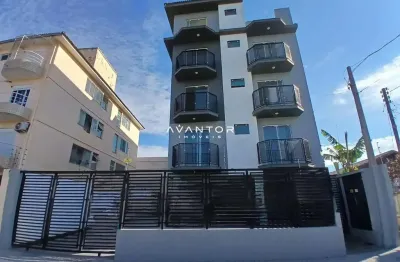 Apartamento em camobi de 2 dormitórios, suíte, sala de estar, banheiro social, c