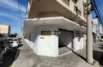 Ponto comercial de esquina, sala ampla, mezanino, 2 banheiros, bairro bonfim