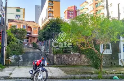Terreno à venda na Rua Vinte e Quatro de Fevereiro, 442, Nonoai, Santa Maria