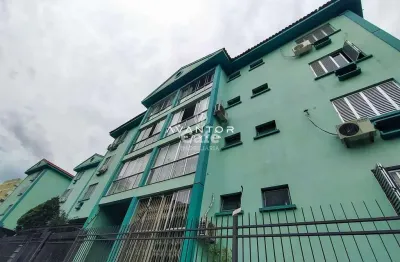 Apartamento 3 dormitórios com 1 suíte  com garagem.
