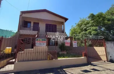 Casa, 6 dormitórios, 1 suíte, 5 banheiros, 2 vagas, salão de festas, sacada, ter