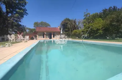 Sua linda chácara esta aqui. São 4,2 hectares com casa 4 dormitórios, piscina e