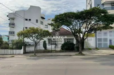 Casa com 3 quartos à venda na Rua Benjamin Constant, 1020, Centro, Santa Maria