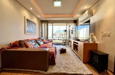 Cobertura, 3 dormitórios, 1 suíte, 3 banheiros, 2 vagas, terraço, centro
