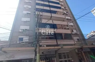 Ponto comercial no centro, composto por 5 salas e 4 banheiro, pronto para funcio