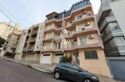 Duplex ,  4 dormitórios, 2 banheiros,  churrasqueira, box garagem, centro
