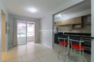 Apartamento, 1 dormitório, 1 banheiro, sacada, churrasqueira, centro