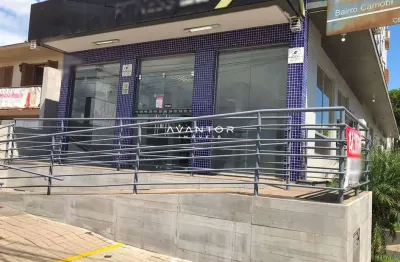 Sala comercial em camobi de 232 m² e mais 2 banheiros.