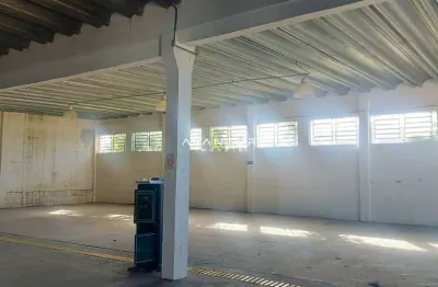 Barracão / Galpão / Depósito à venda na Rua Jordania, 215, São João, Santa Maria
