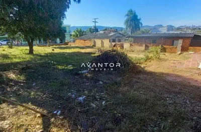 Terreno à venda na Rua Amaro Almeida Dias, 296, Juscelino Kubitschek, Santa Maria