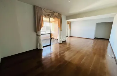 Apartamento, 3 dormitórios, 1 suíte, 3 banheiros, 2 vagas, centro