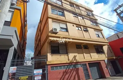 Apartamento central de 1 dormitório, sala de estar, banheiro social, cozinha, ár