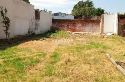 Terreno à venda na Rua Luiza Fernandes, 000, São José, Santa Maria