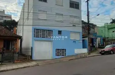 Apartamento três dormitórios no bairro menino jesus