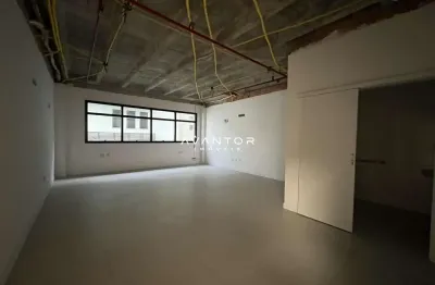 Comercial prime, salas comerciais em frente ao hospital de caridade.