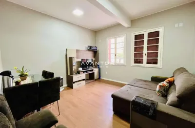 Apartamento 3 dormitorios, banheiro social, garagem, area de serviço