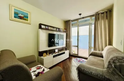 Apartamento, 2 dormitórios, 1 banheiro, 1 vaga, elevador, centro