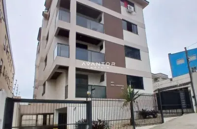 Apartamento de 1 dormitório, suíte, sala de estar, cozinha americana, área de se