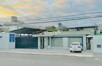 Casa com 6 quartos à venda na Rua Heitor Liberato, 2332, São João, Itajaí