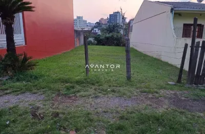 Terreno à venda na Rua Becker Pinto, 102, Menino Jesus, Santa Maria