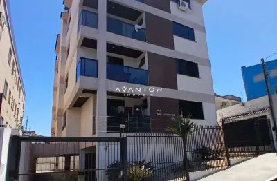 Apartamento de 1 dormitório, sala de estar, banheiro social, cozinha americana e