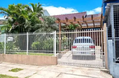 Casa 2 dormitórios mais dependência completa a venda em santa maria