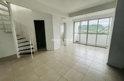 Cobertura, 2 dormitórios, 2 banheiro, 1 vaga, terraço, centro