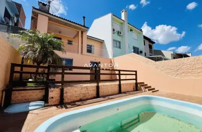 Casa, 2 dormitórios, 2 banheiros, espaço gourmet, piscina, medianeira