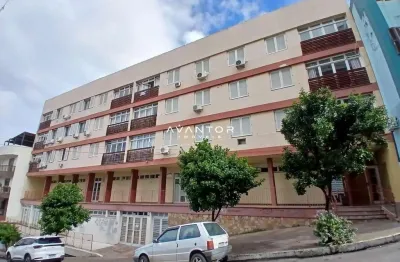 Apartamento no centro mobiliado de 2 dormitórios, sala de estar, sala de jantar,