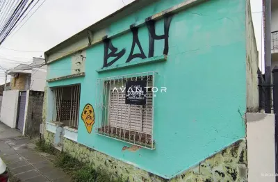 Terreno à venda na Rua Farrapos, 132, Nossa Senhora Medianeira, Santa Maria